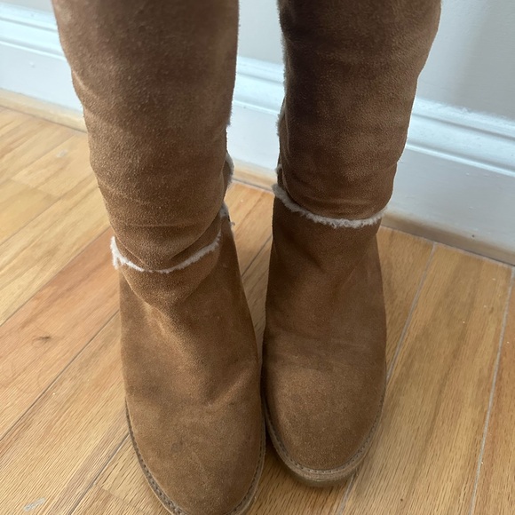 UGG Tall Kasen Boots! - Picture 8 of 10